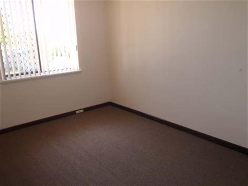 83 Rochester Circle, Balga WA 6061