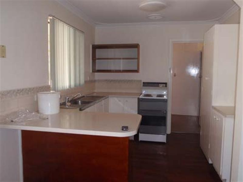 83 Rochester Circle, Balga WA 6061