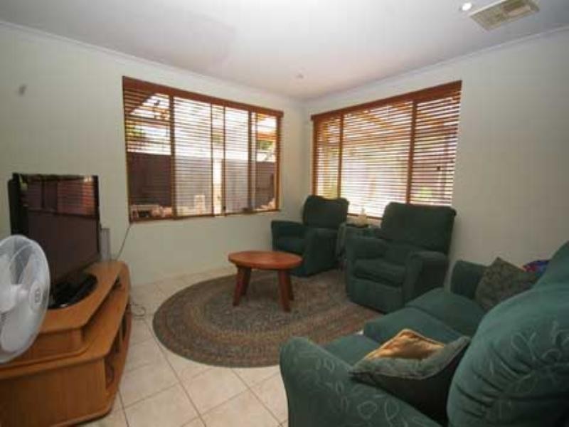 14 Cymosa Place, Mirrabooka WA 6061