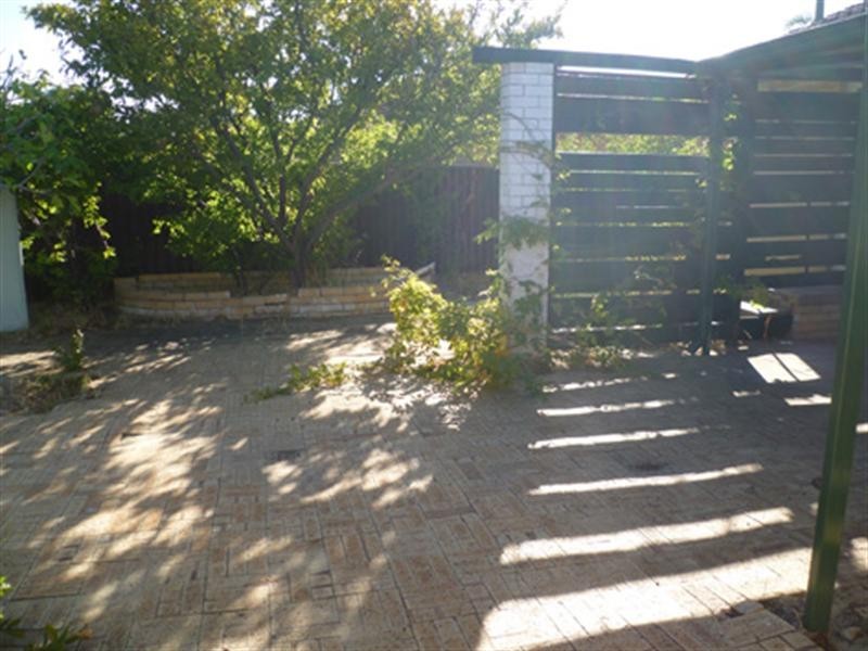 14 Heathcroft Road, Balga WA 6061