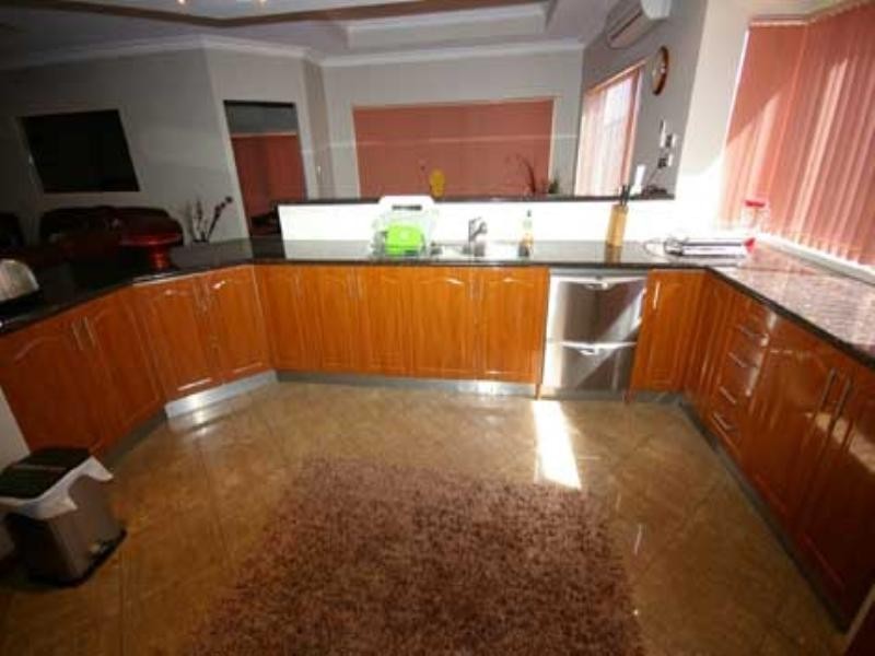 5 Magill Street, Landsdale WA 6065