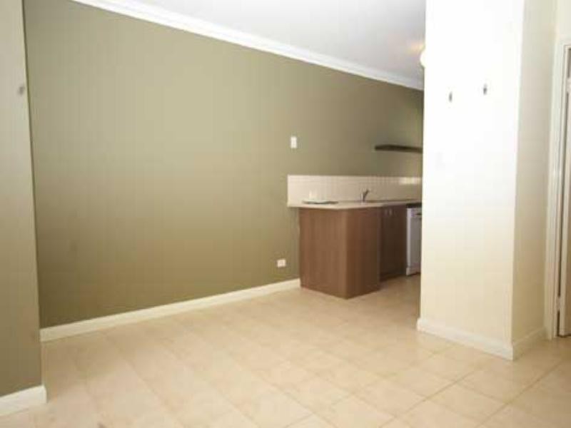 6A Chilgrove Way, Balga WA 6061