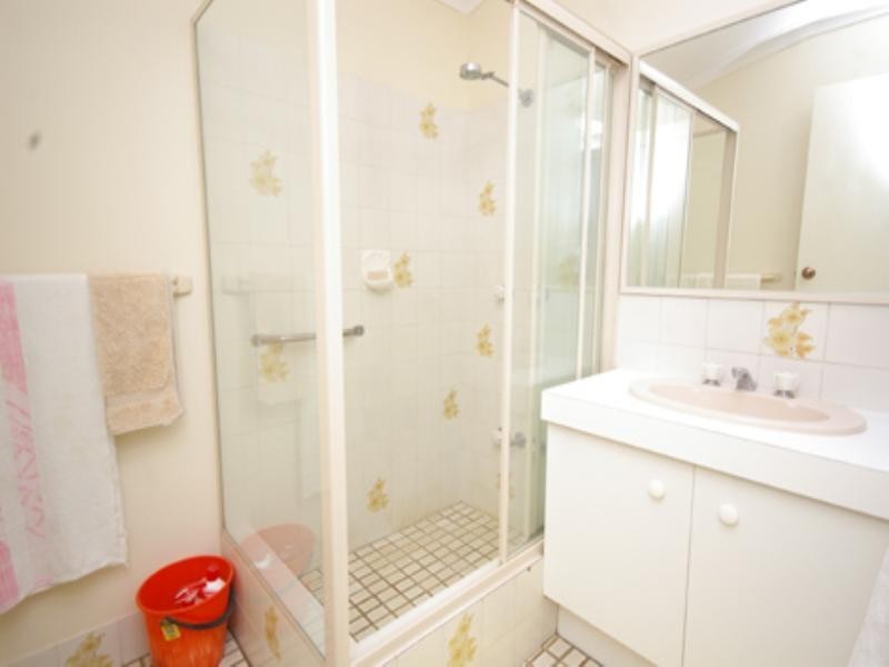 4/9 Sylvia Way, Eden Hill WA 6054