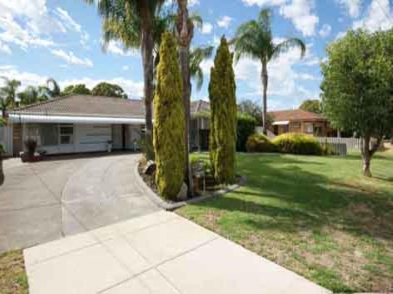 25 Hepburn Way, Balga WA 6061