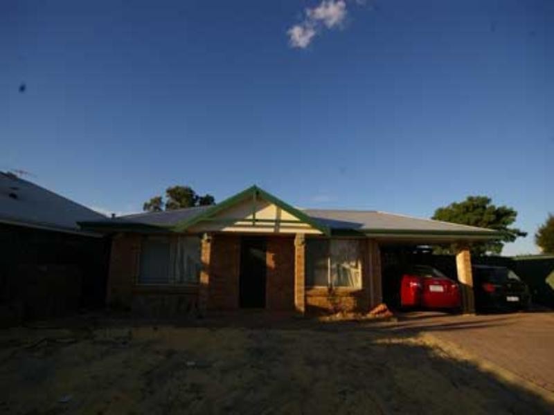 39 Yandal Crescent, Ballajura WA 6066
