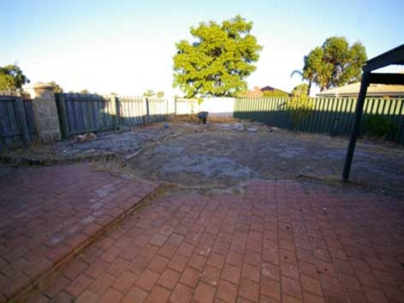 39 Yandal Crescent, Ballajura WA 6066