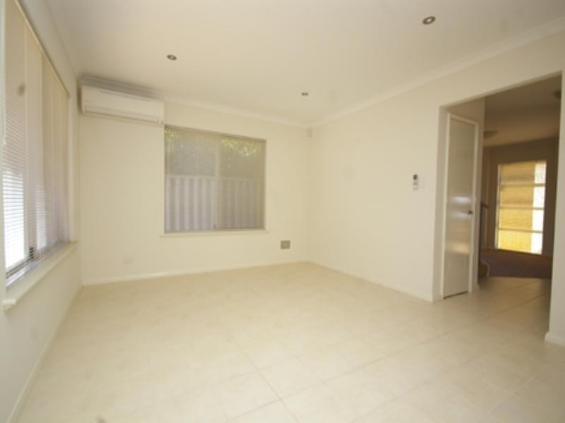 14C Marda Way, Nollamara WA 6061