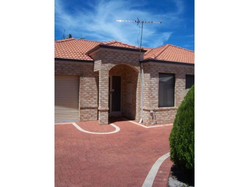 8B Nanson Way, Nollamara WA 6061