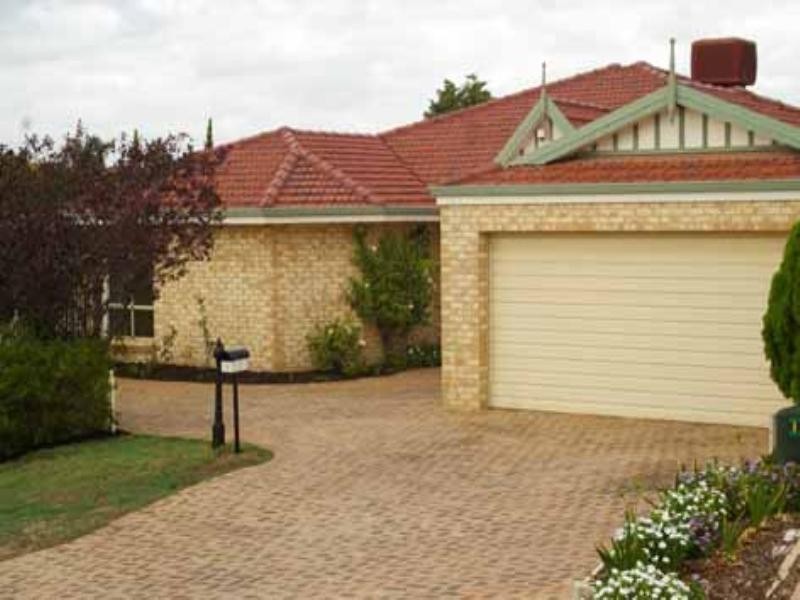 1 Pinecrest Gardens, Dianella WA 6059