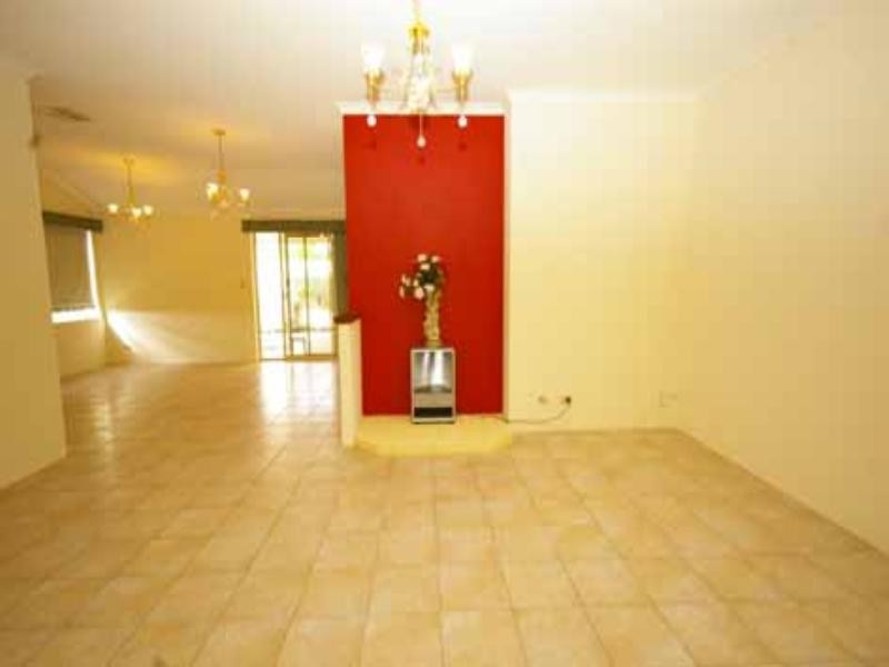 1 Pinecrest Gardens, Dianella WA 6059