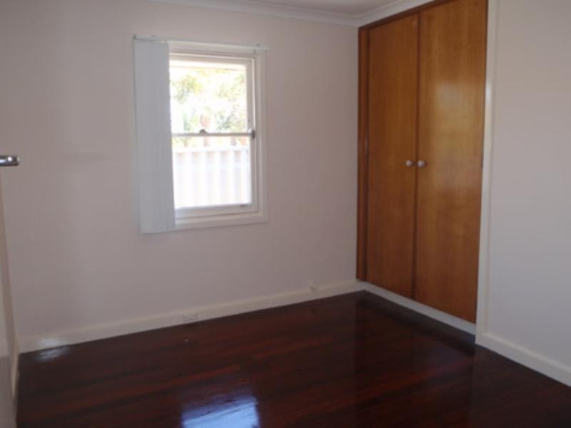 38 Templeton Crescent, Girrawheen WA 6064