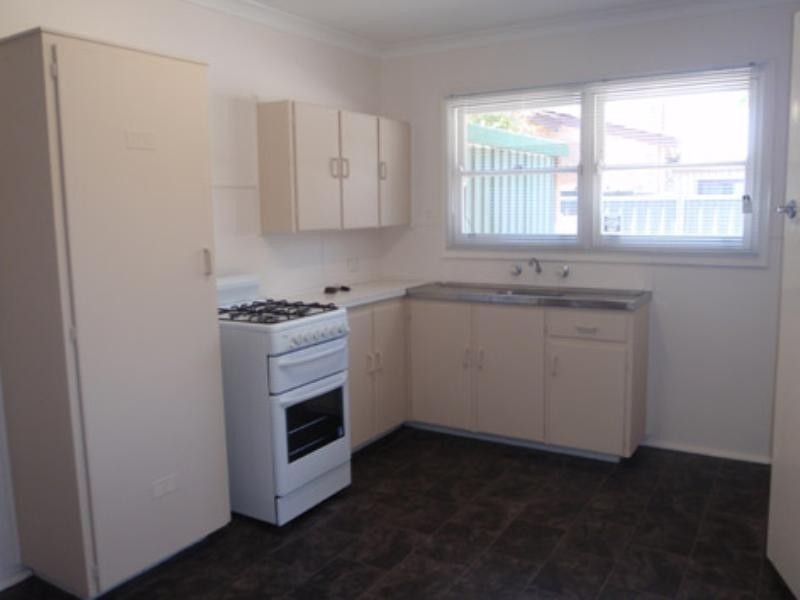 38 Templeton Crescent, Girrawheen WA 6064