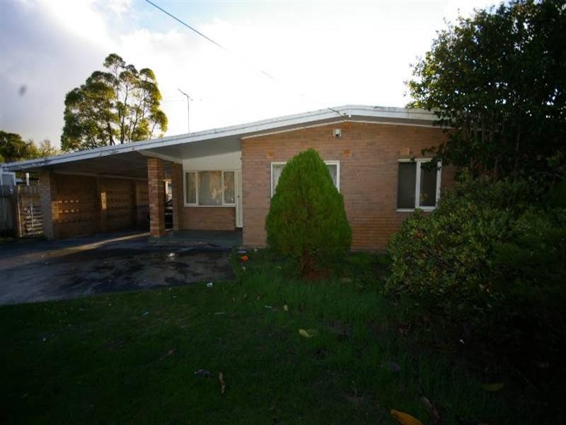 17 Markham Way, Balga WA 6061