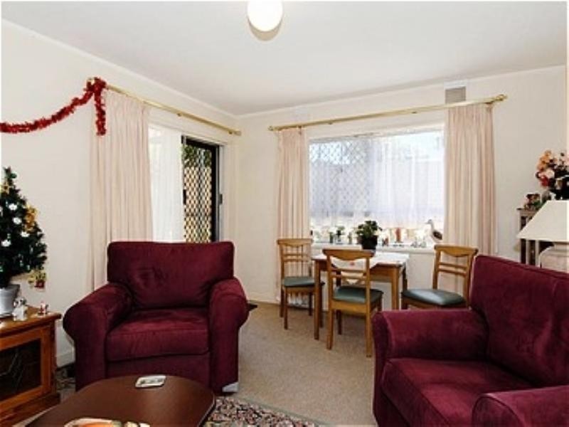 6/4 Canham Way, Orelia WA 6167