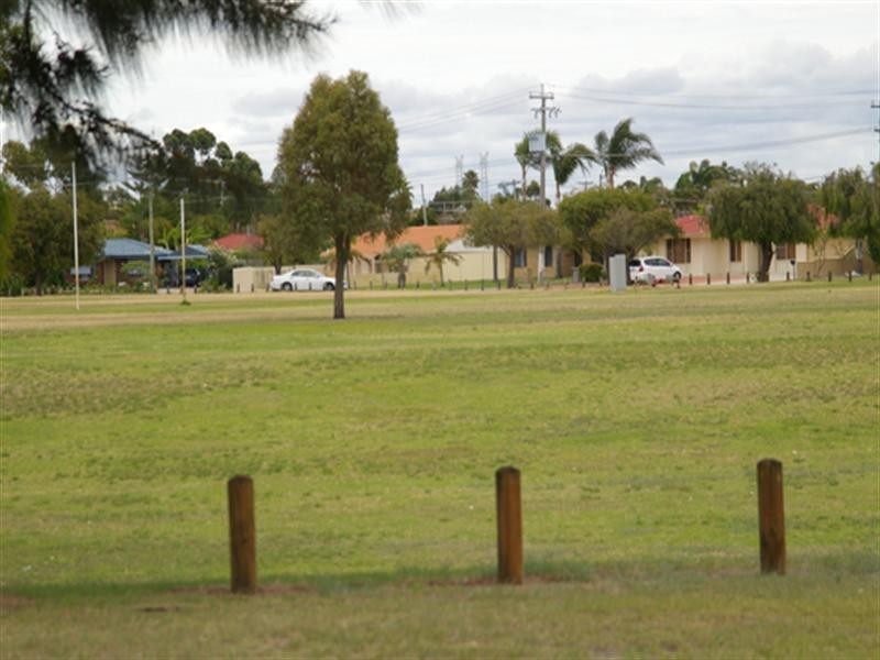 30 Wandoo Road, Beechboro WA 6063