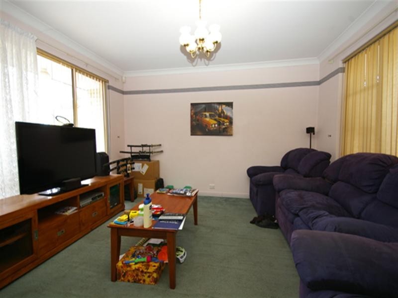 30 Wandoo Road, Beechboro WA 6063