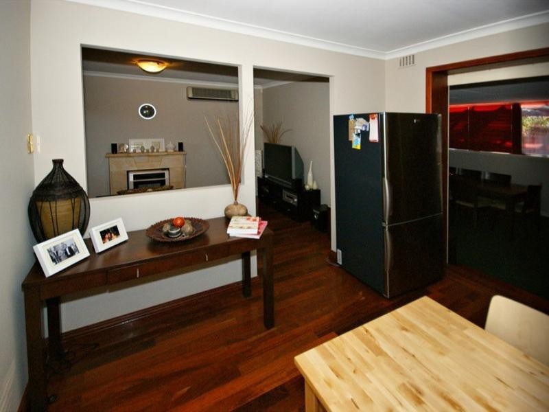 40 Mercer Way, Balga WA 6061