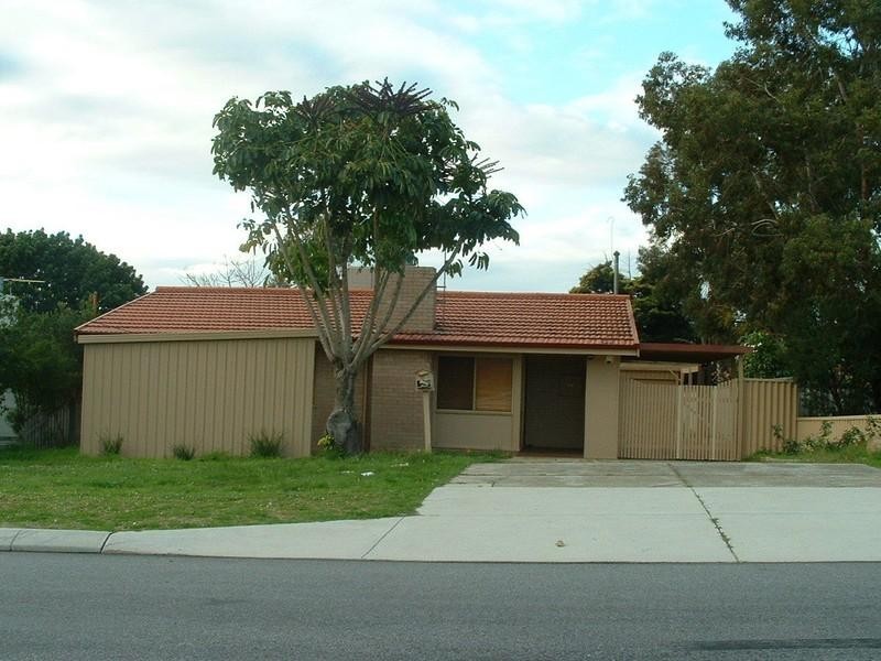 31 Tangmere Way, Balga WA 6061