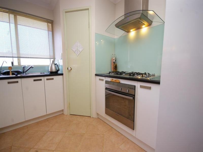 5 Caffrum Green, Mirrabooka WA 6061