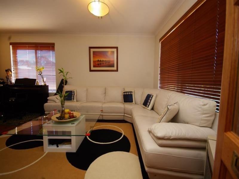 5 Caffrum Green, Mirrabooka WA 6061