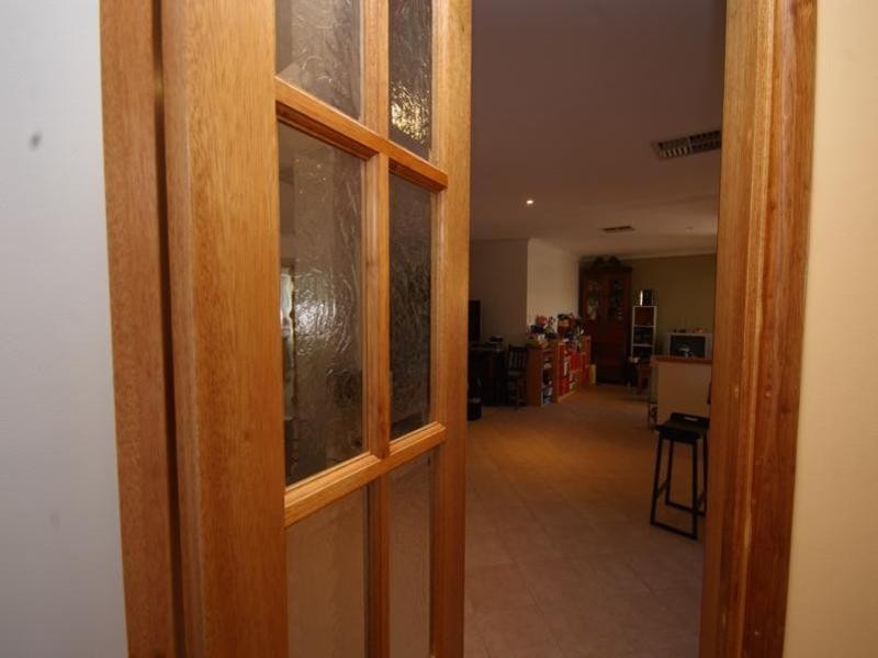 5 Caffrum Green, Mirrabooka WA 6061