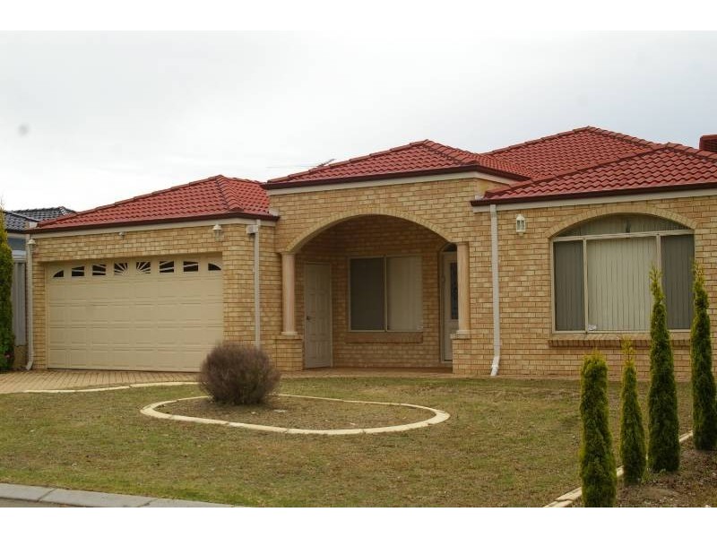 4 Donegal Lane, Alexander Heights WA 6064