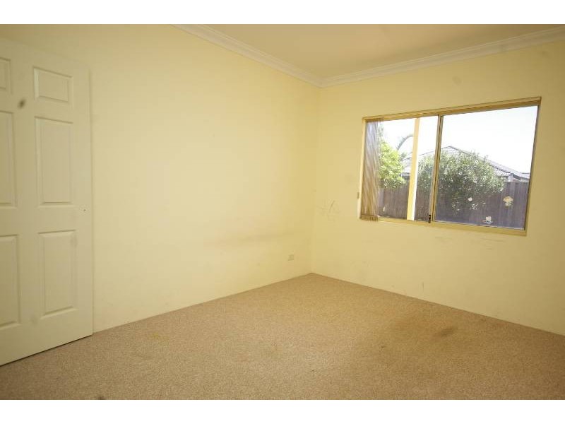 4 Donegal Lane, Alexander Heights WA 6064