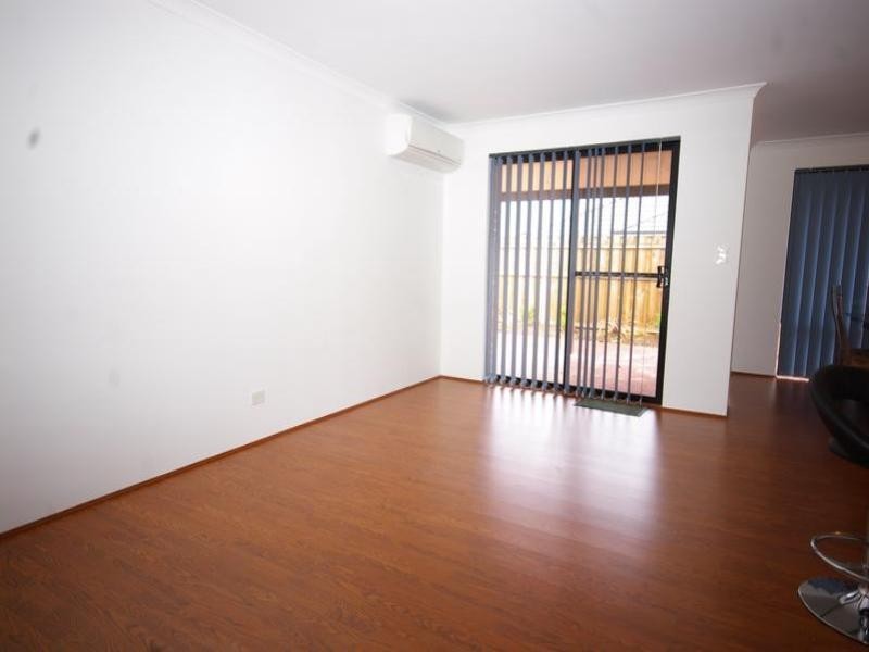8 Belsar Link, Ellenbrook WA 6069