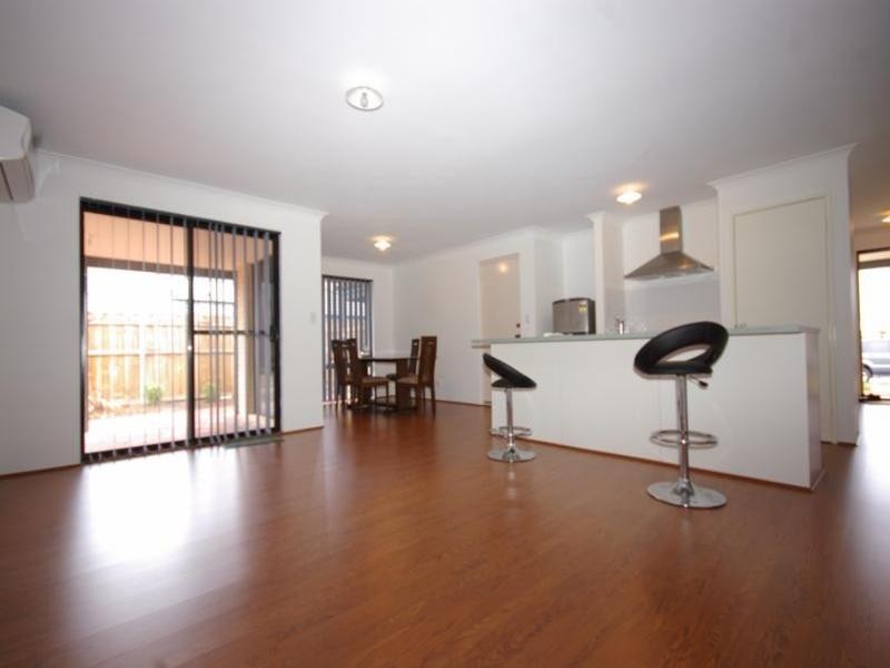 8 Belsar Link, Ellenbrook WA 6069