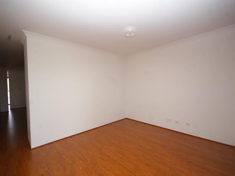 8 Belsar Link, Ellenbrook WA 6069