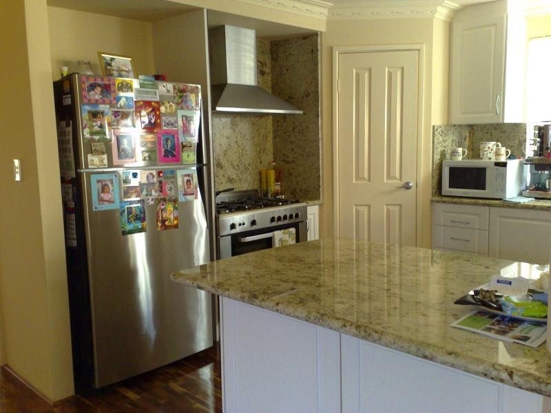 8 Romaine Loop, Darch WA 6065