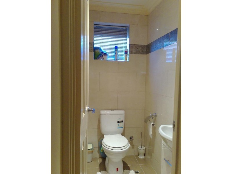 8 Romaine Loop, Darch WA 6065