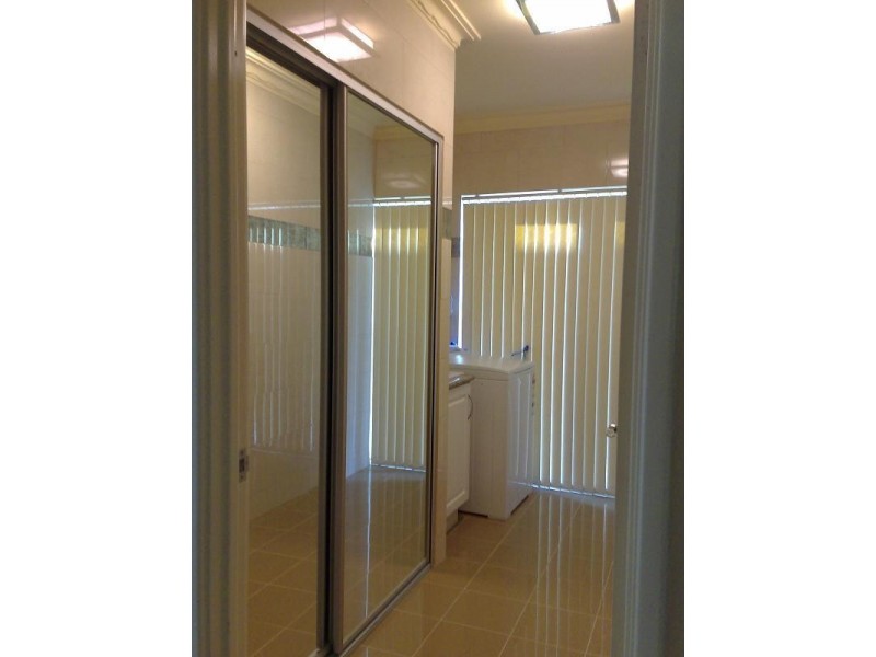 8 Romaine Loop, Darch WA 6065