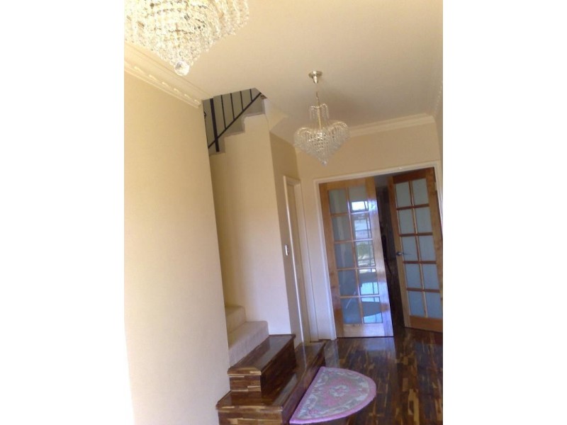 8 Romaine Loop, Darch WA 6065