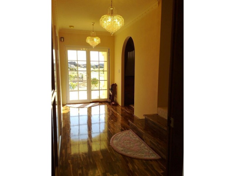 8 Romaine Loop, Darch WA 6065