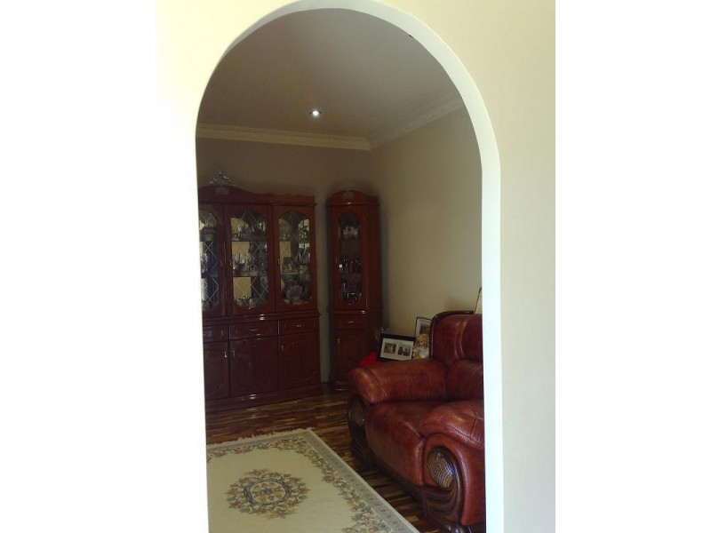 8 Romaine Loop, Darch WA 6065