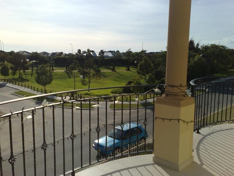 8 Romaine Loop, Darch WA 6065