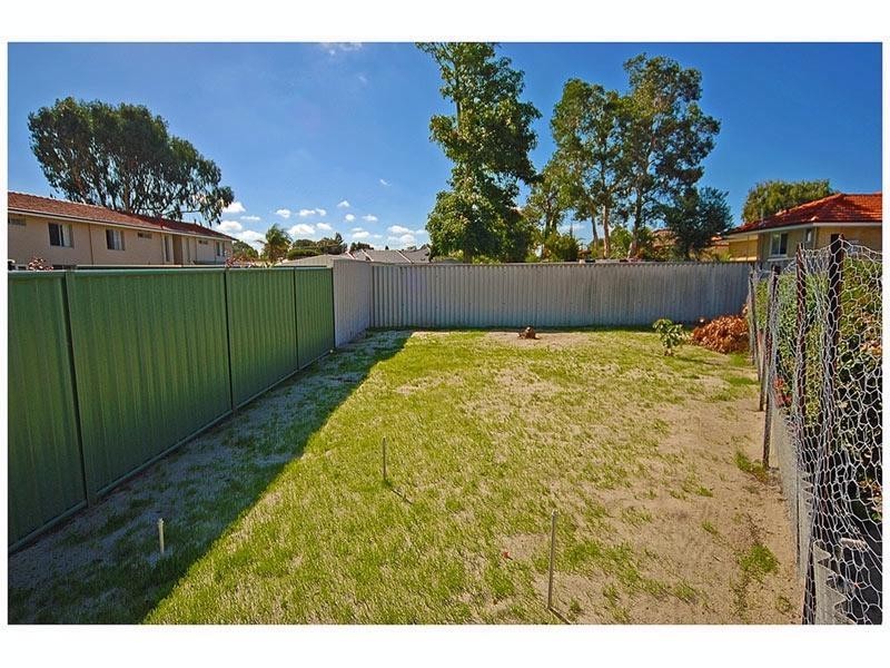 36 Loughton Way, Balga WA 6061
