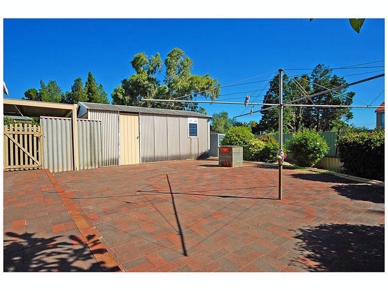 36 Loughton Way, Balga WA 6061