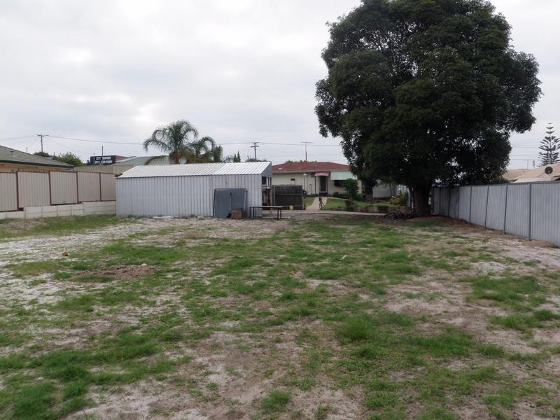 5 Drynan Street, Bayswater WA 6053