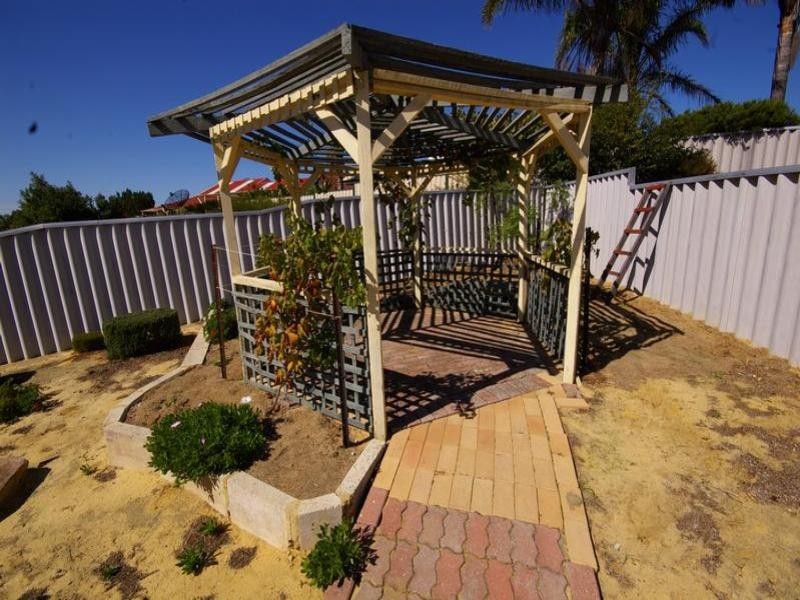 19 Japonica Heights, Mirrabooka WA 6061