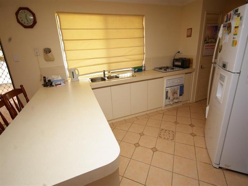 10 Chalice Rise, Mirrabooka WA 6061