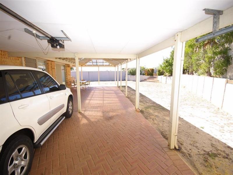 10 Chalice Rise, Mirrabooka WA 6061