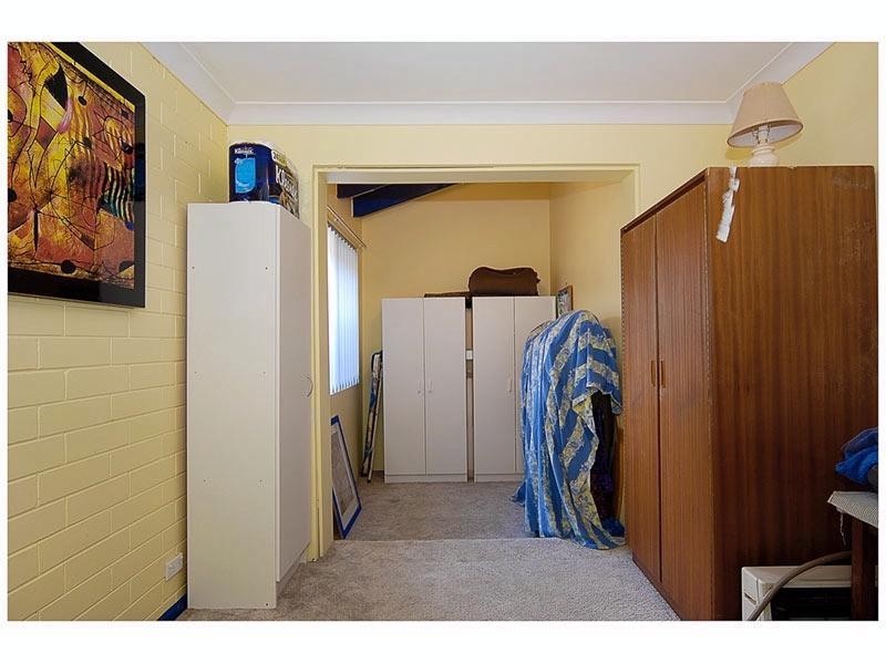 60 Blackmore Avenue, Girrawheen WA 6064