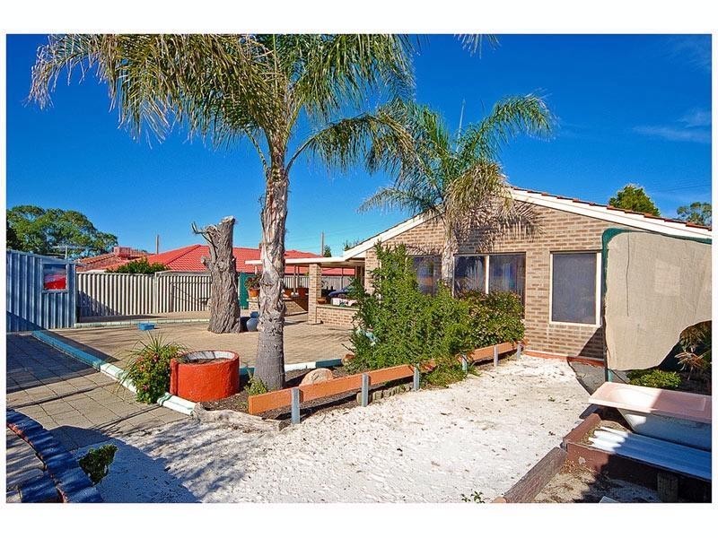 60 Blackmore Avenue, Girrawheen WA 6064