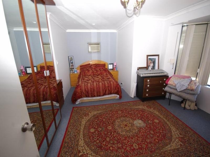 43 Marangaroo Drive, Marangaroo WA 6064