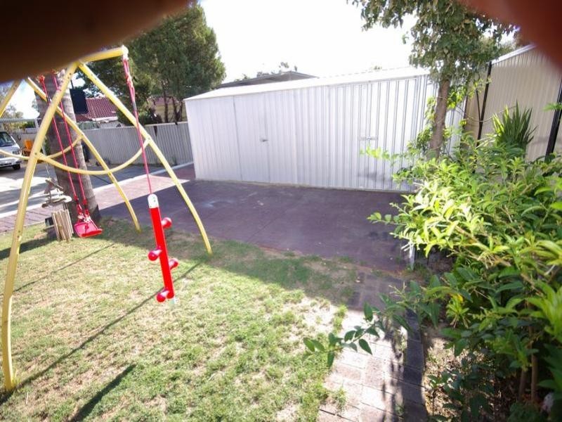 43 Marangaroo Drive, Marangaroo WA 6064