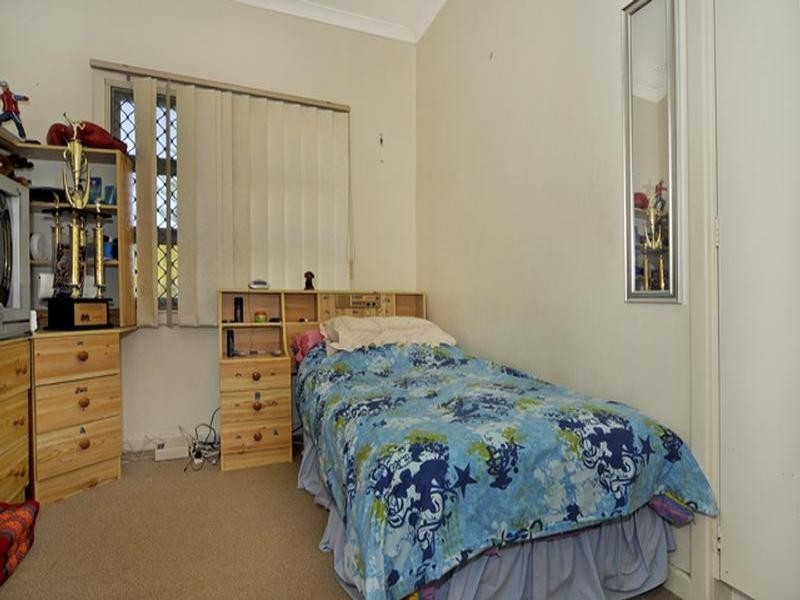 15 Butterick Place, Girrawheen WA 6064