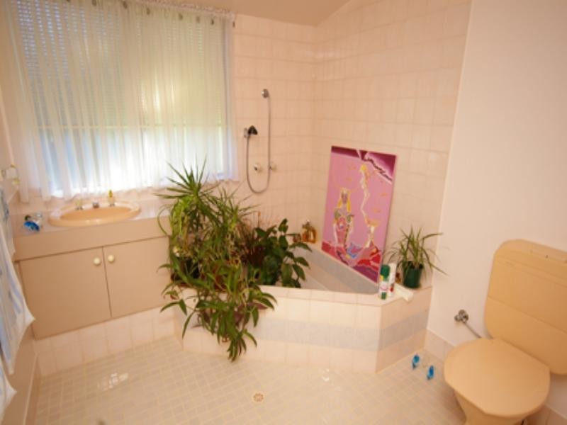 6 Ewell Court, Marangaroo WA 6064