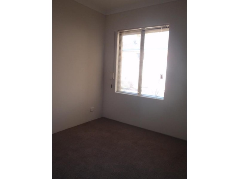 47b Eastdene Circle, Nollamara WA 6061